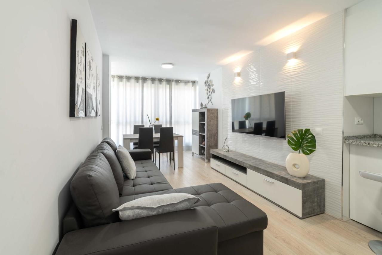شقة Apartamento Benalmadena Puerto Marina المظهر الخارجي الصورة