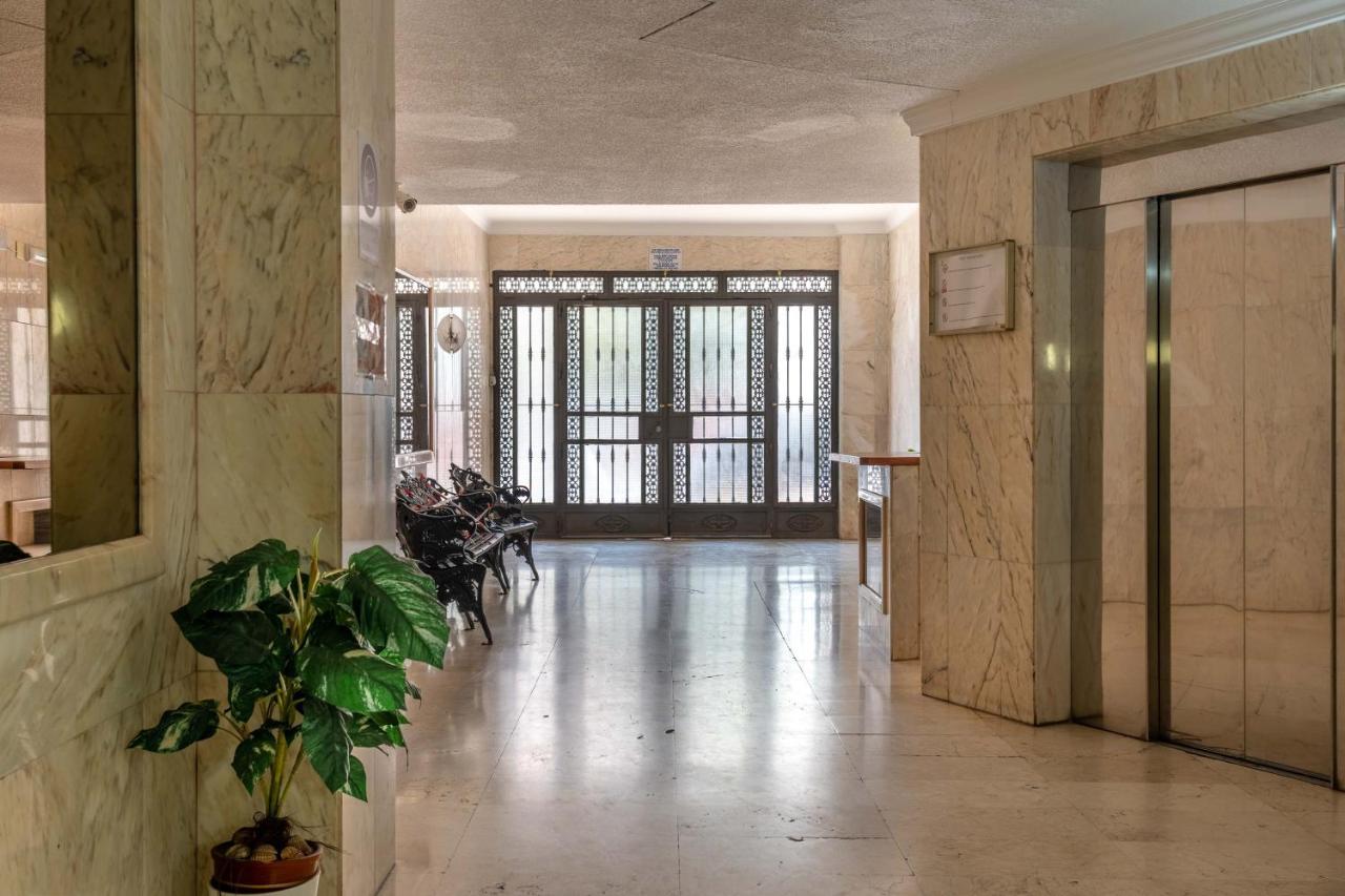 شقة Apartamento Benalmadena Puerto Marina المظهر الخارجي الصورة