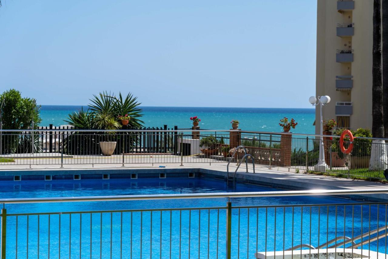 شقة Apartamento Benalmadena Puerto Marina المظهر الخارجي الصورة