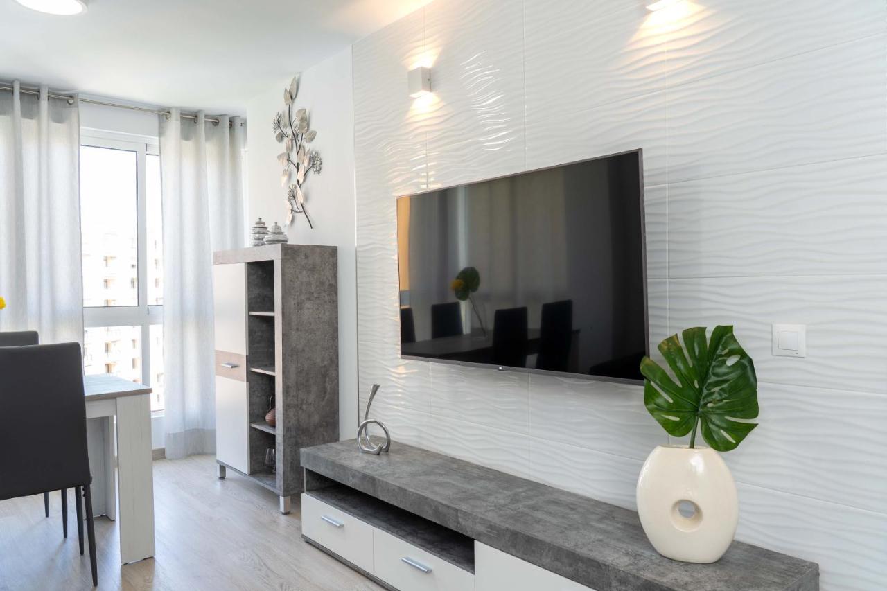 شقة Apartamento Benalmadena Puerto Marina المظهر الخارجي الصورة