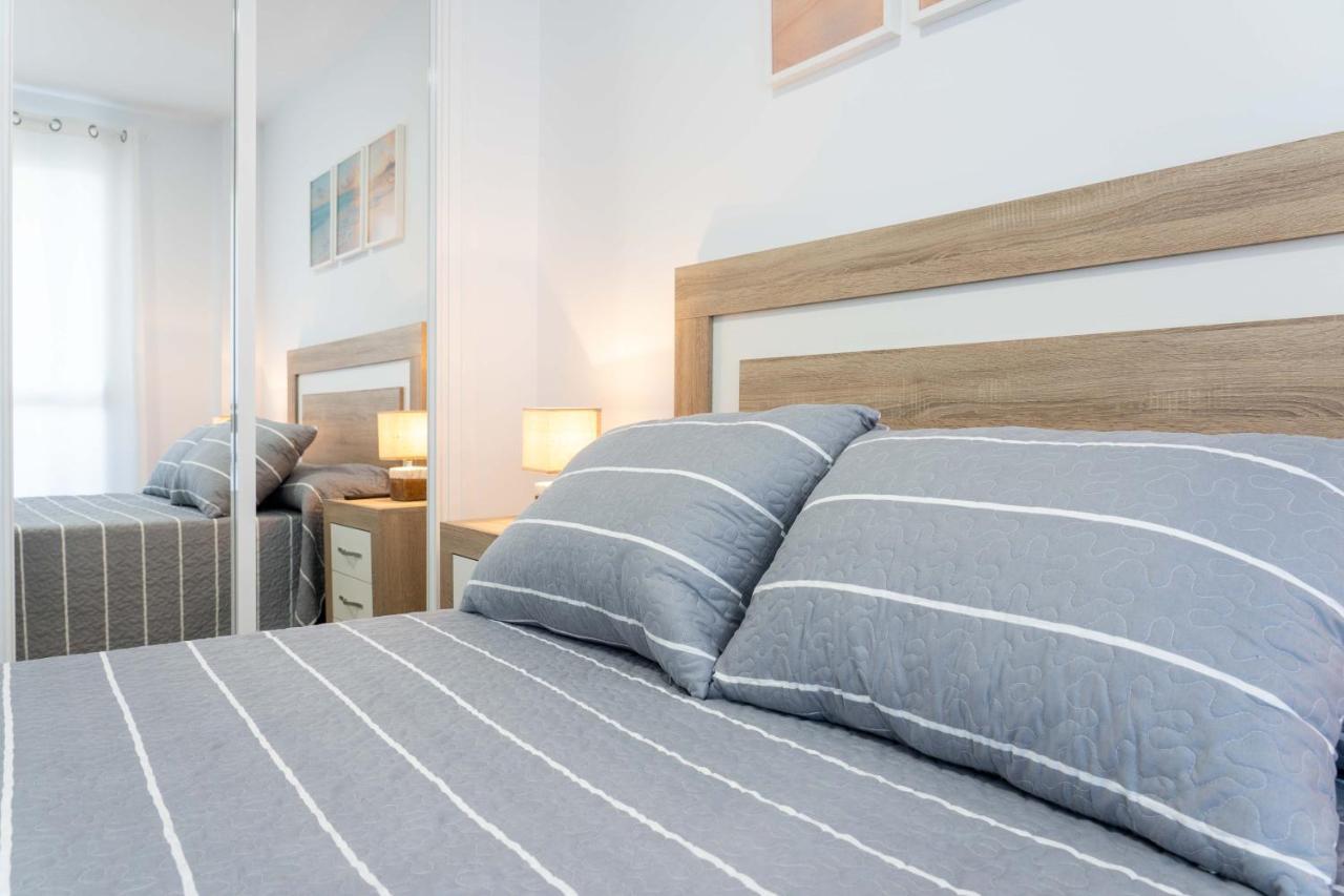 شقة Apartamento Benalmadena Puerto Marina المظهر الخارجي الصورة