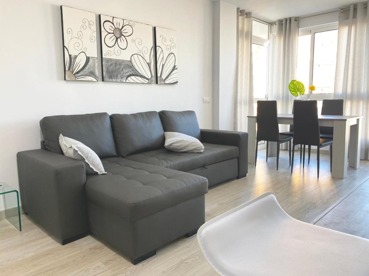 شقة Apartamento Benalmadena Puerto Marina المظهر الخارجي الصورة
