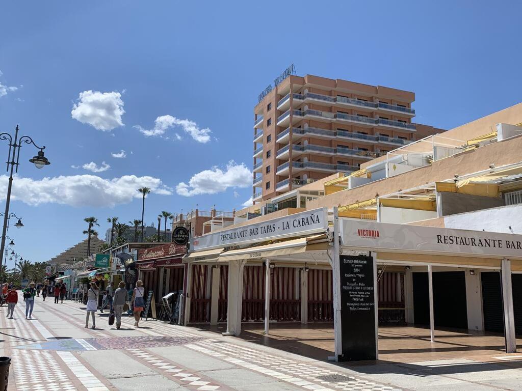 شقة Apartamento Benalmadena Puerto Marina المظهر الخارجي الصورة