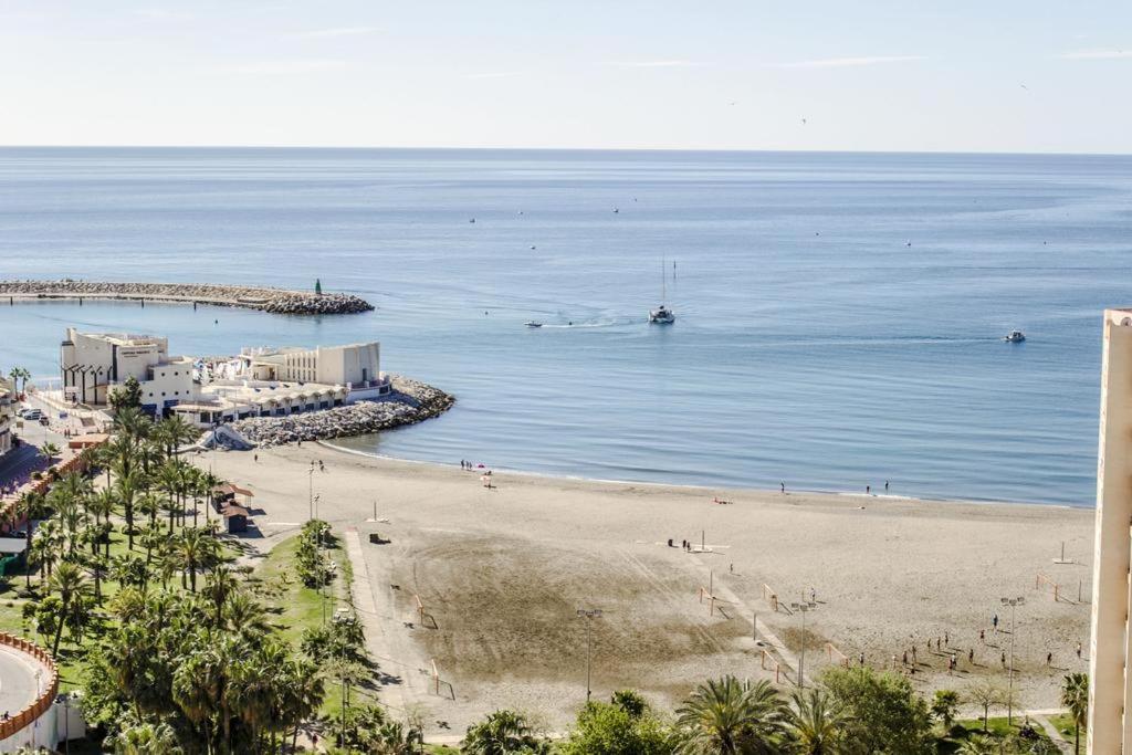 شقة Apartamento Benalmadena Puerto Marina المظهر الخارجي الصورة
